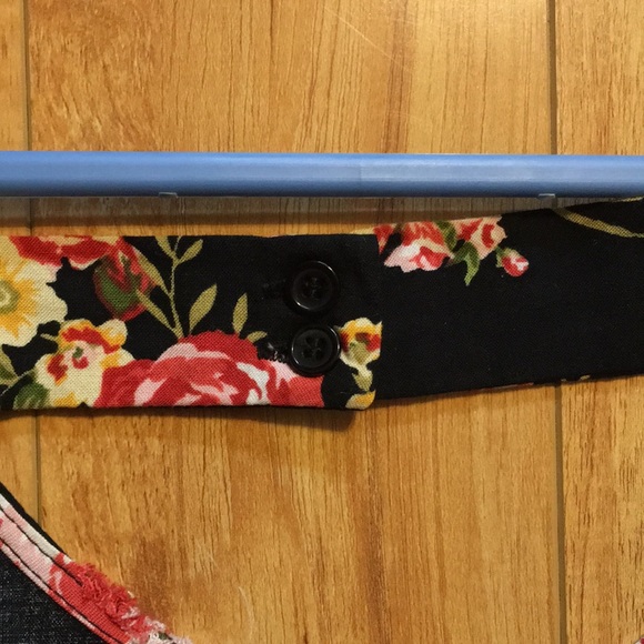 Forever 21 Floral Mini Dress with Low Back - Picture 3 of 9